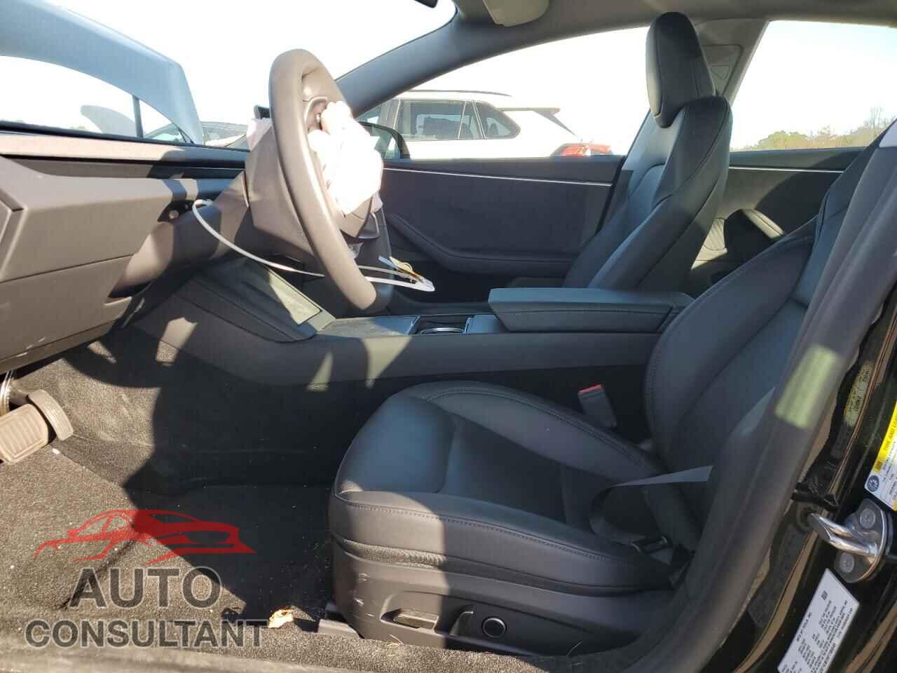 TESLA MODEL 3 2024 - 5YJ3E1EB2RF796845