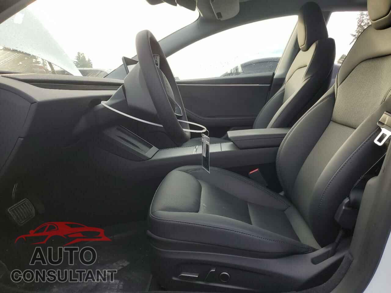 TESLA MODEL 3 2024 - 5YJ3E1EB1RF770544