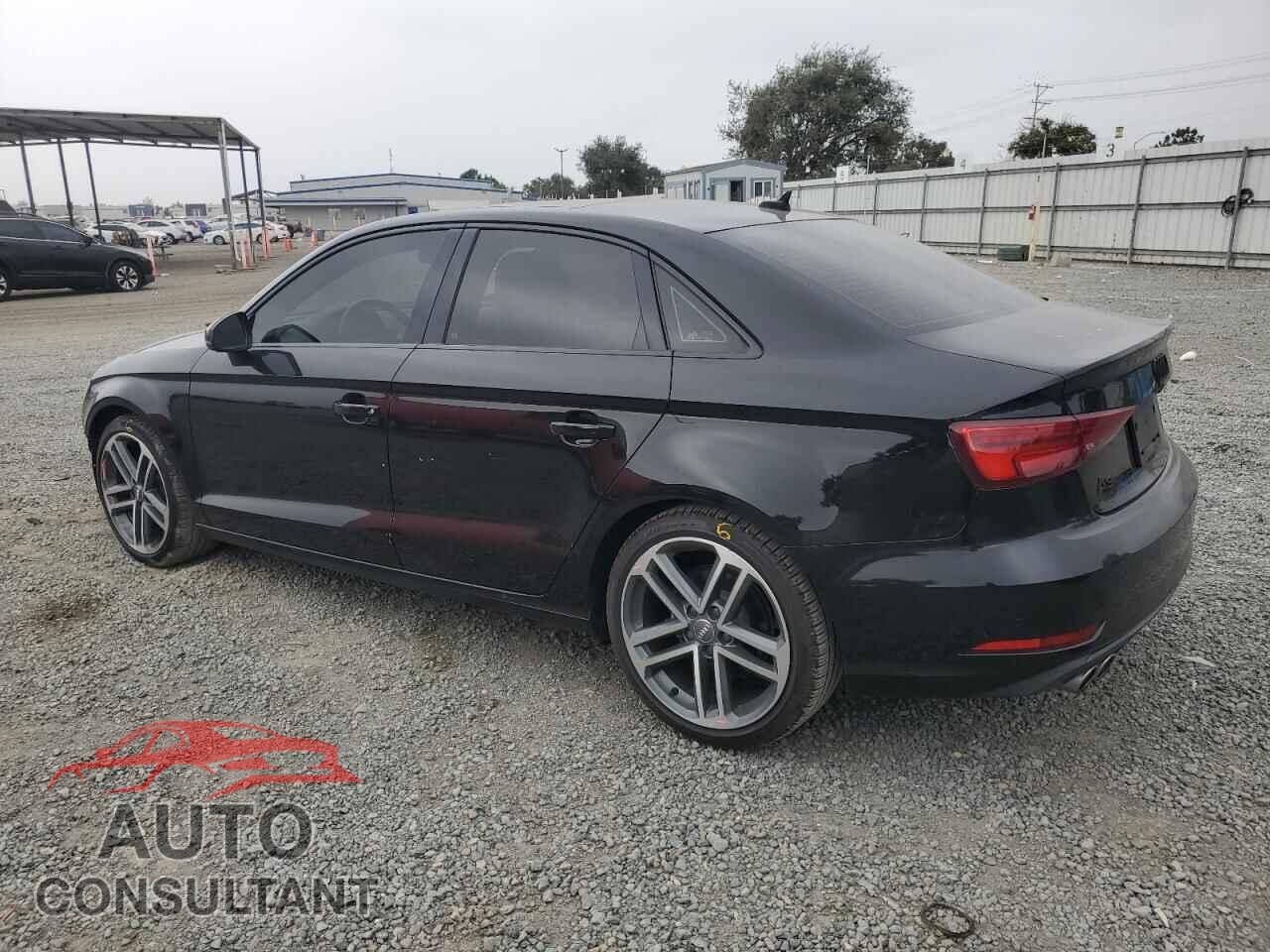 AUDI A3 2019 - WAUAUGFF2KA117201