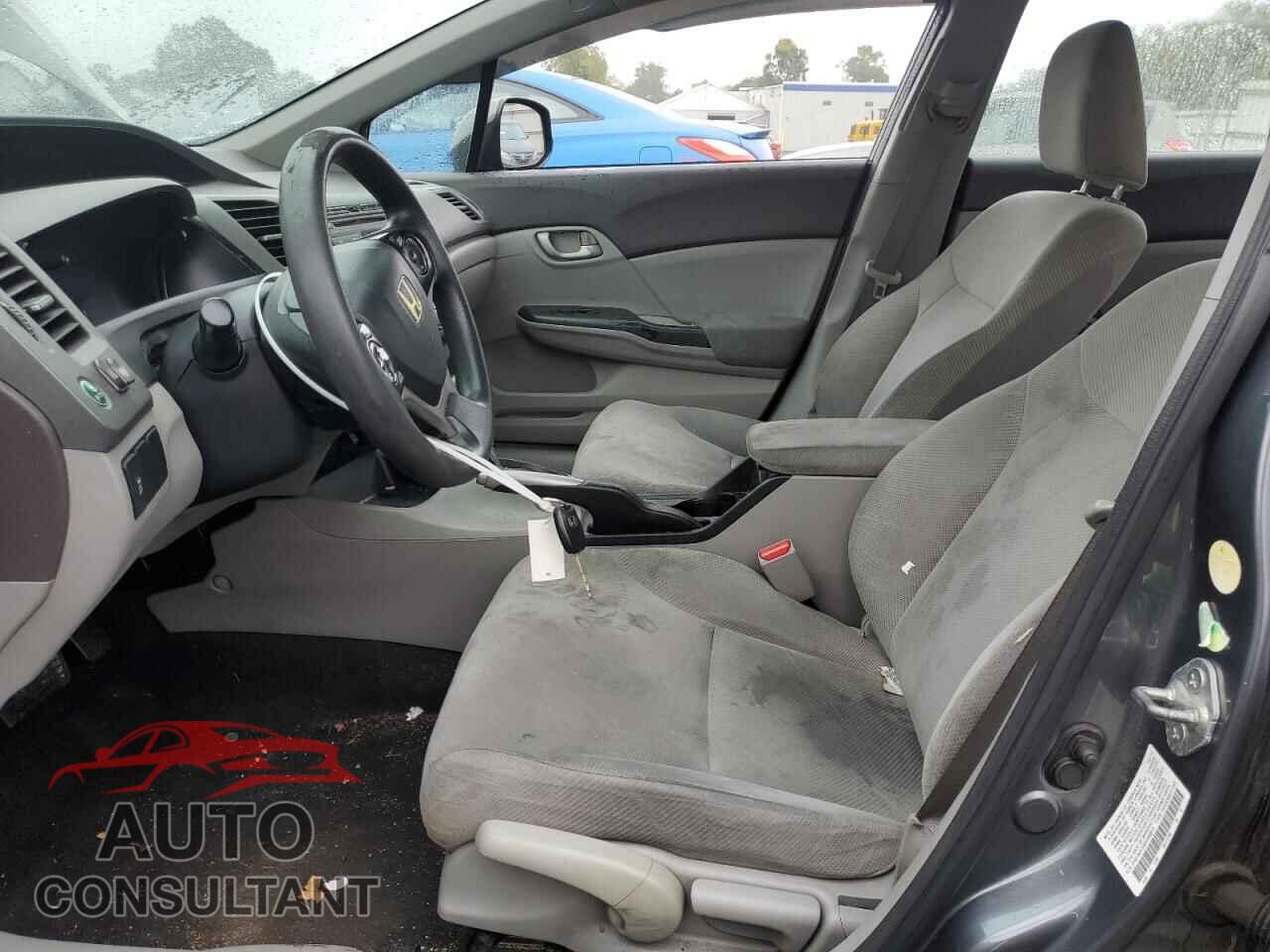 HONDA CIVIC 2012 - 2HGFB2F53CH300815