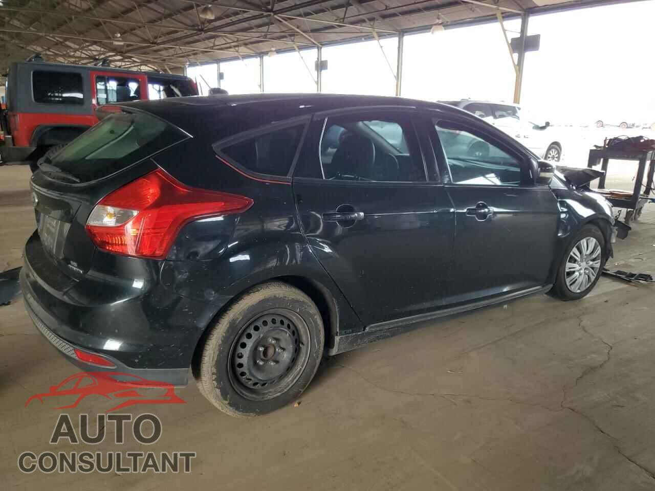FORD FOCUS 2014 - 1FADP3K26EL414053