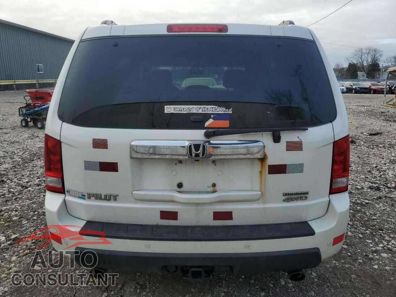 HONDA PILOT 2011 - 5FNYF4H9XBB058357