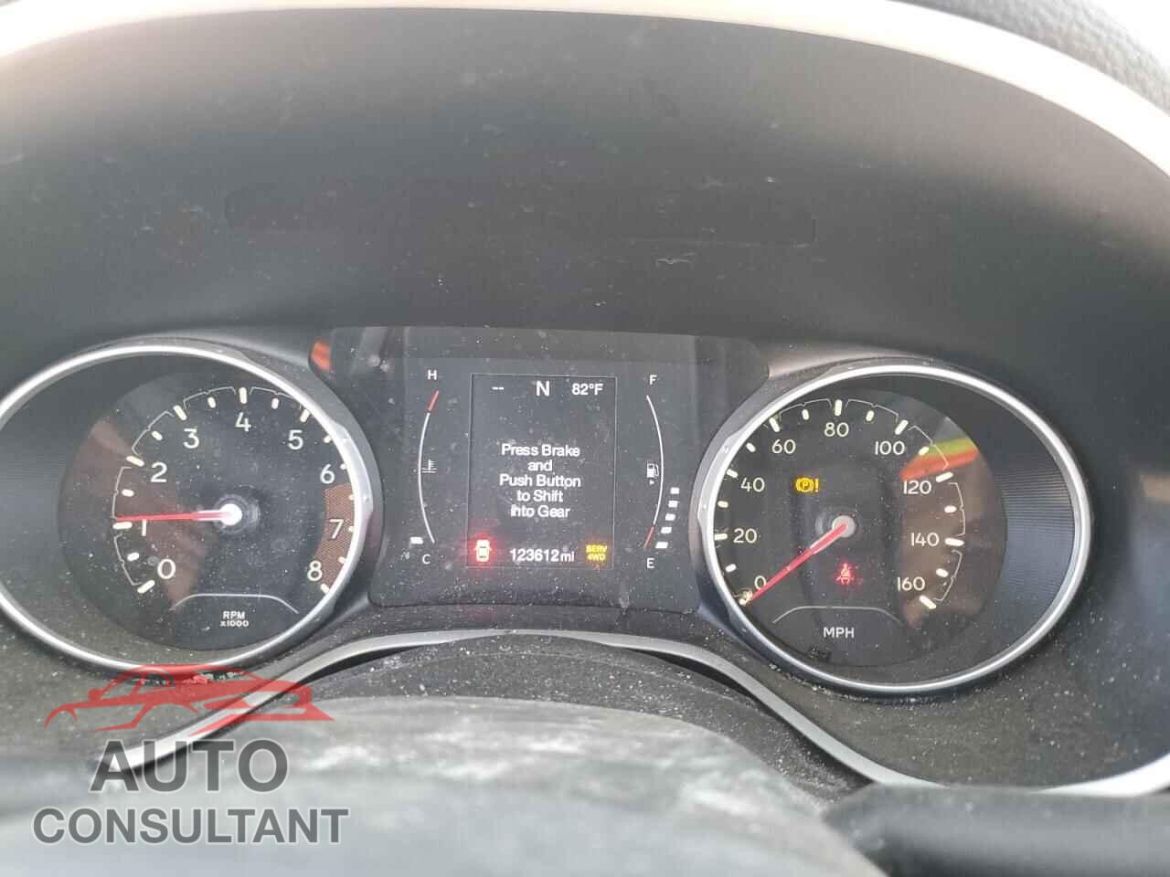 JEEP COMPASS 2017 - 3C4NJDBB8HT672119