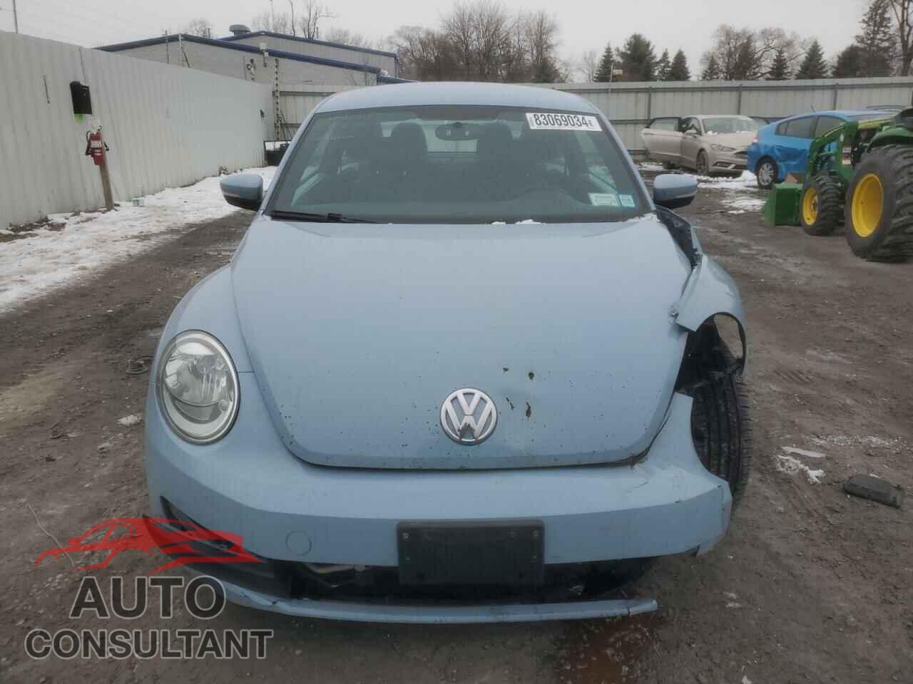 VOLKSWAGEN BEETLE 2012 - 3VWJP7AT3CM632202