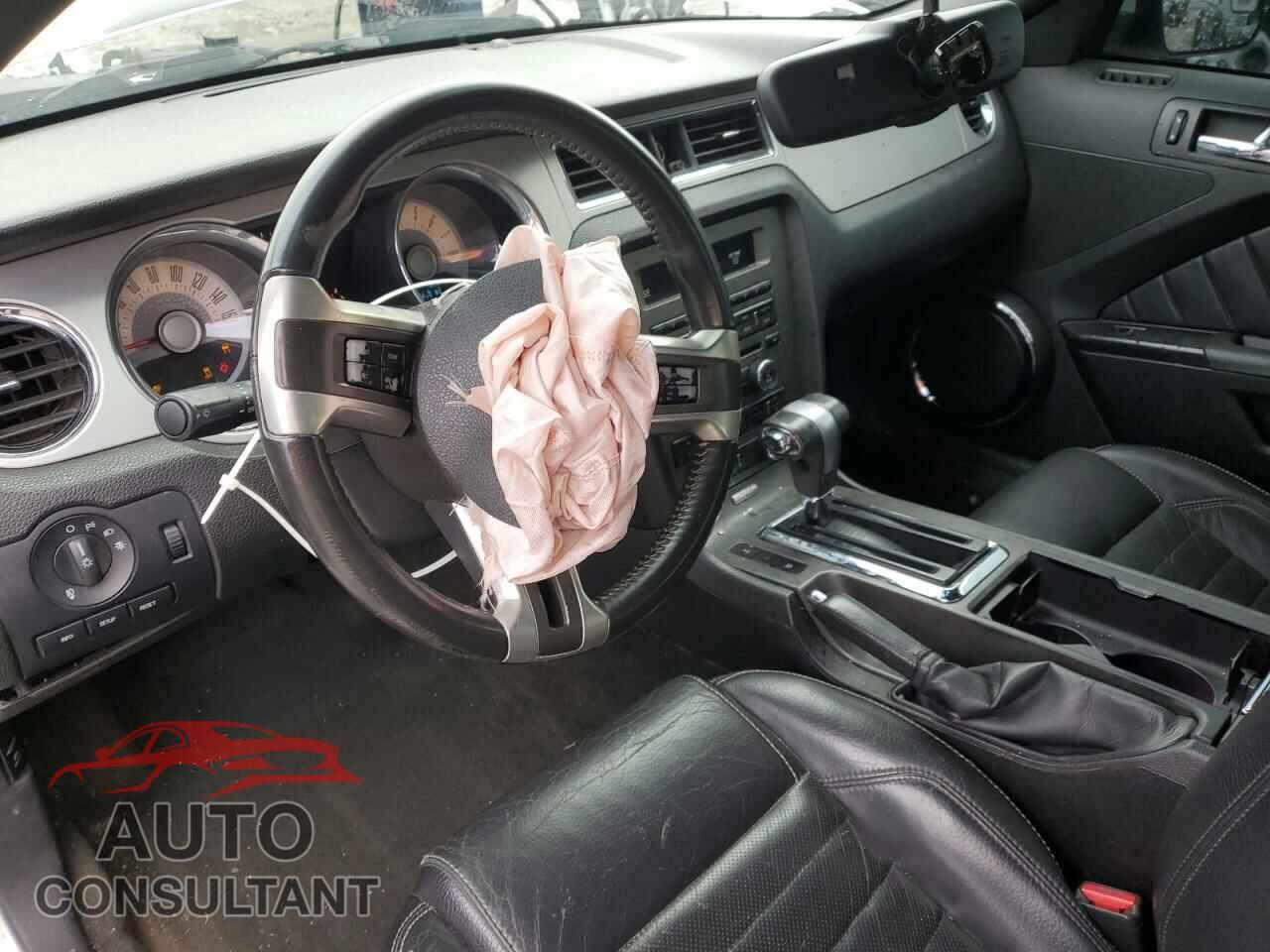 FORD MUSTANG 2012 - 1ZVBP8CF5C5223173