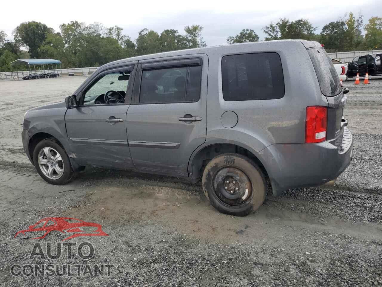 HONDA PILOT 2013 - 5FNYF4H59DB005584