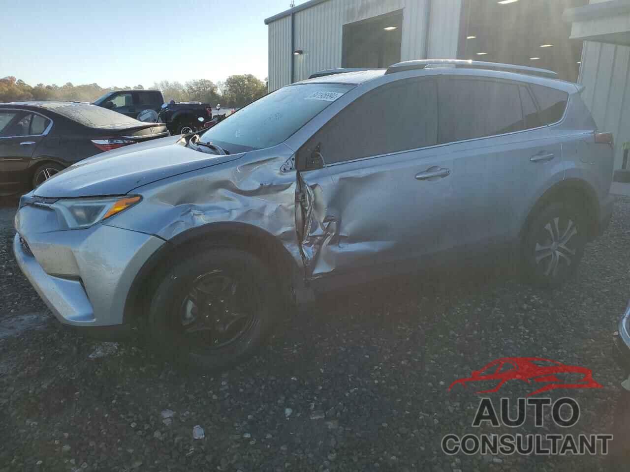 TOYOTA RAV4 2018 - 2T3ZFREV0JW424662