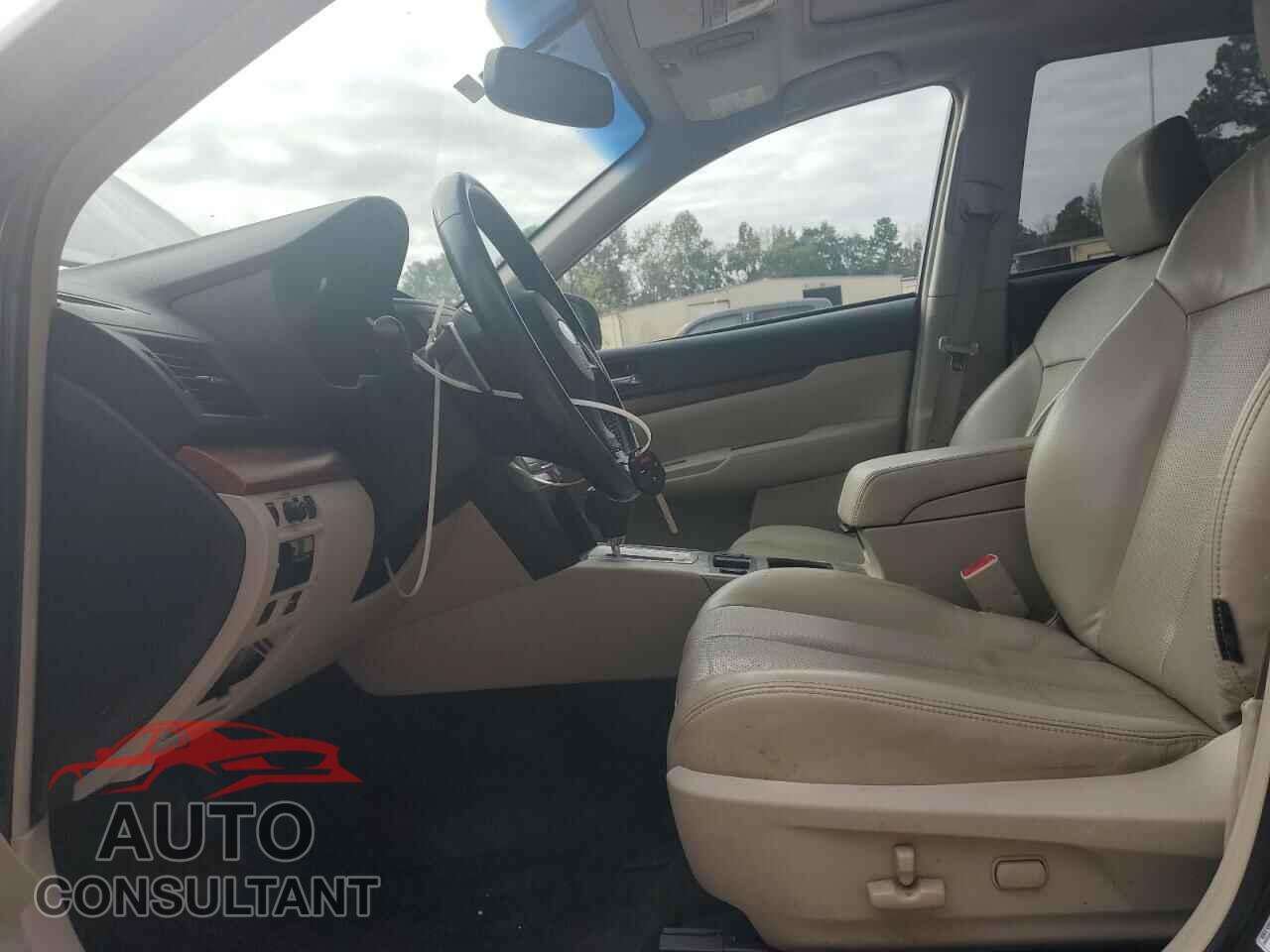 SUBARU OUTBACK 2013 - 4S4BRBKC2D3237607