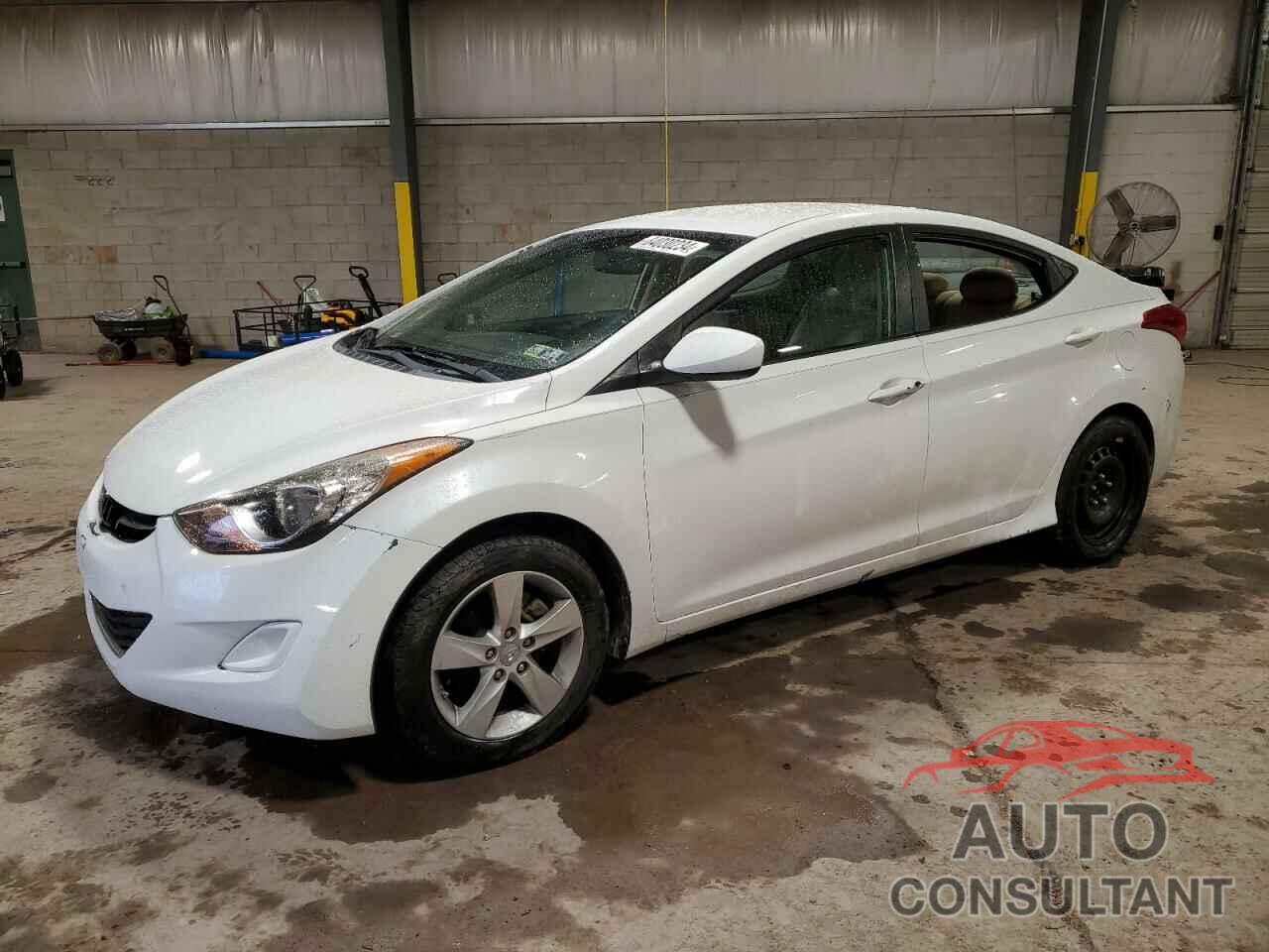 HYUNDAI ELANTRA 2012 - 5NPDH4AE5CH093374