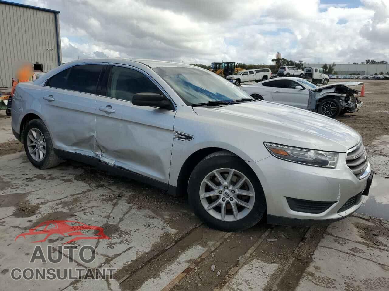 FORD TAURUS 2013 - 1FAHP2D83DG108254