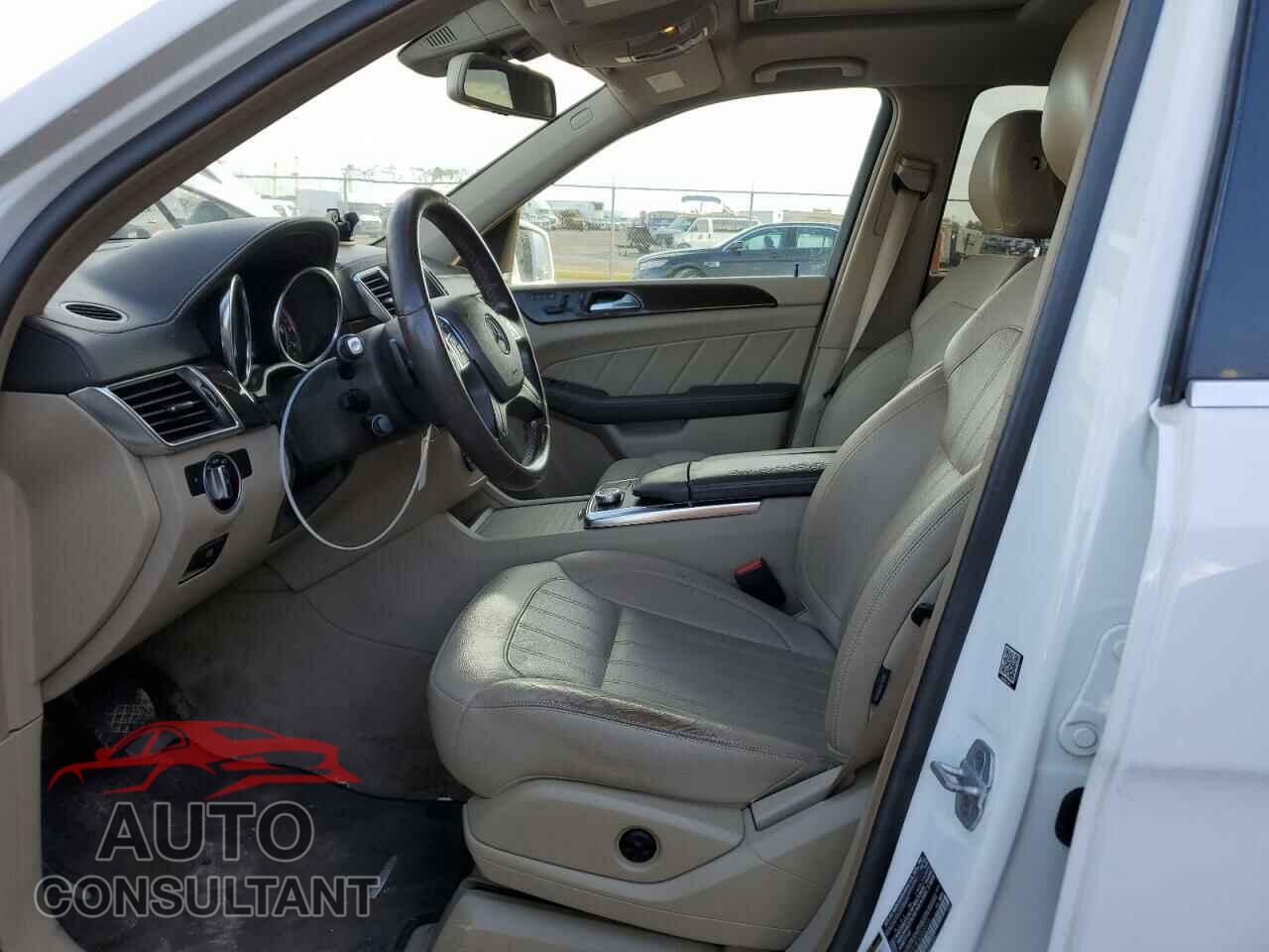 MERCEDES-BENZ GL-CLASS 2015 - 4JGDF6EE9FA502012