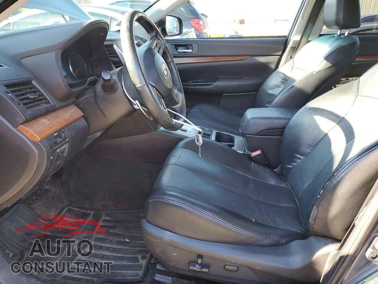 SUBARU OUTBACK 2014 - 4S4BRBLC0E3224578