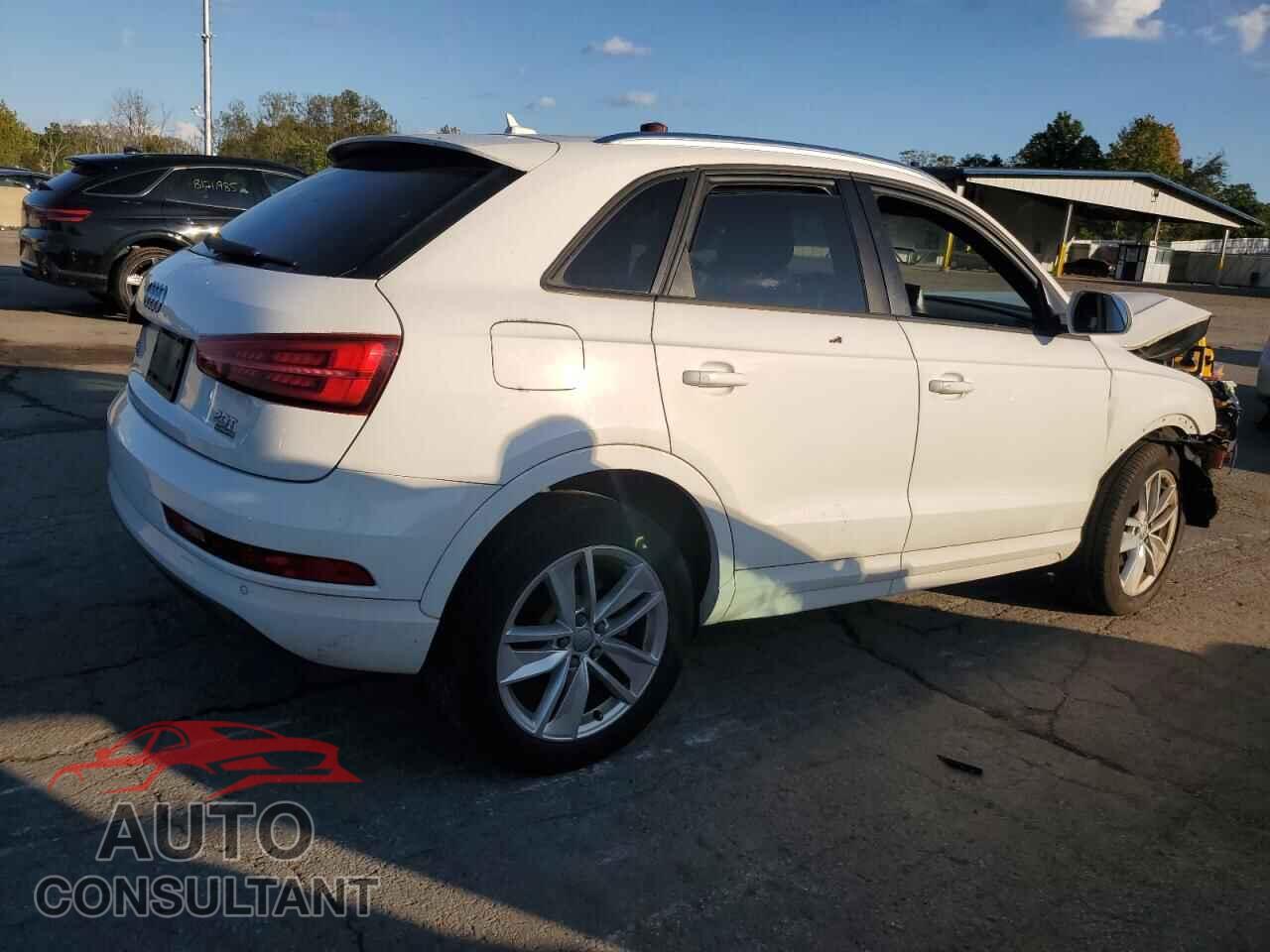 AUDI Q3 2017 - WA1ECCFS3HR006822