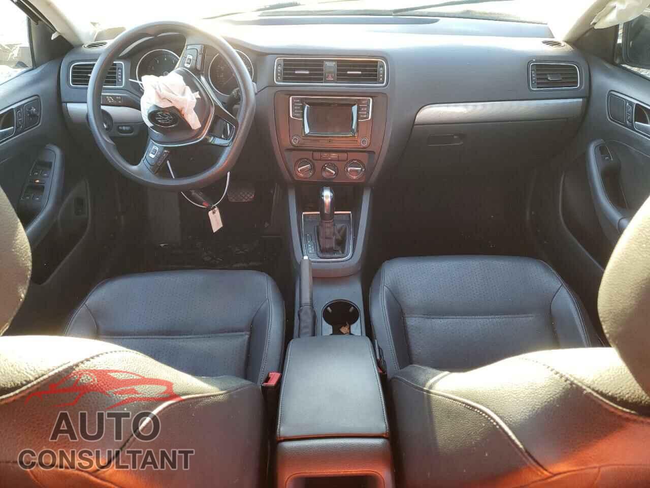 VOLKSWAGEN JETTA 2017 - 3VW2B7AJ9HM273494