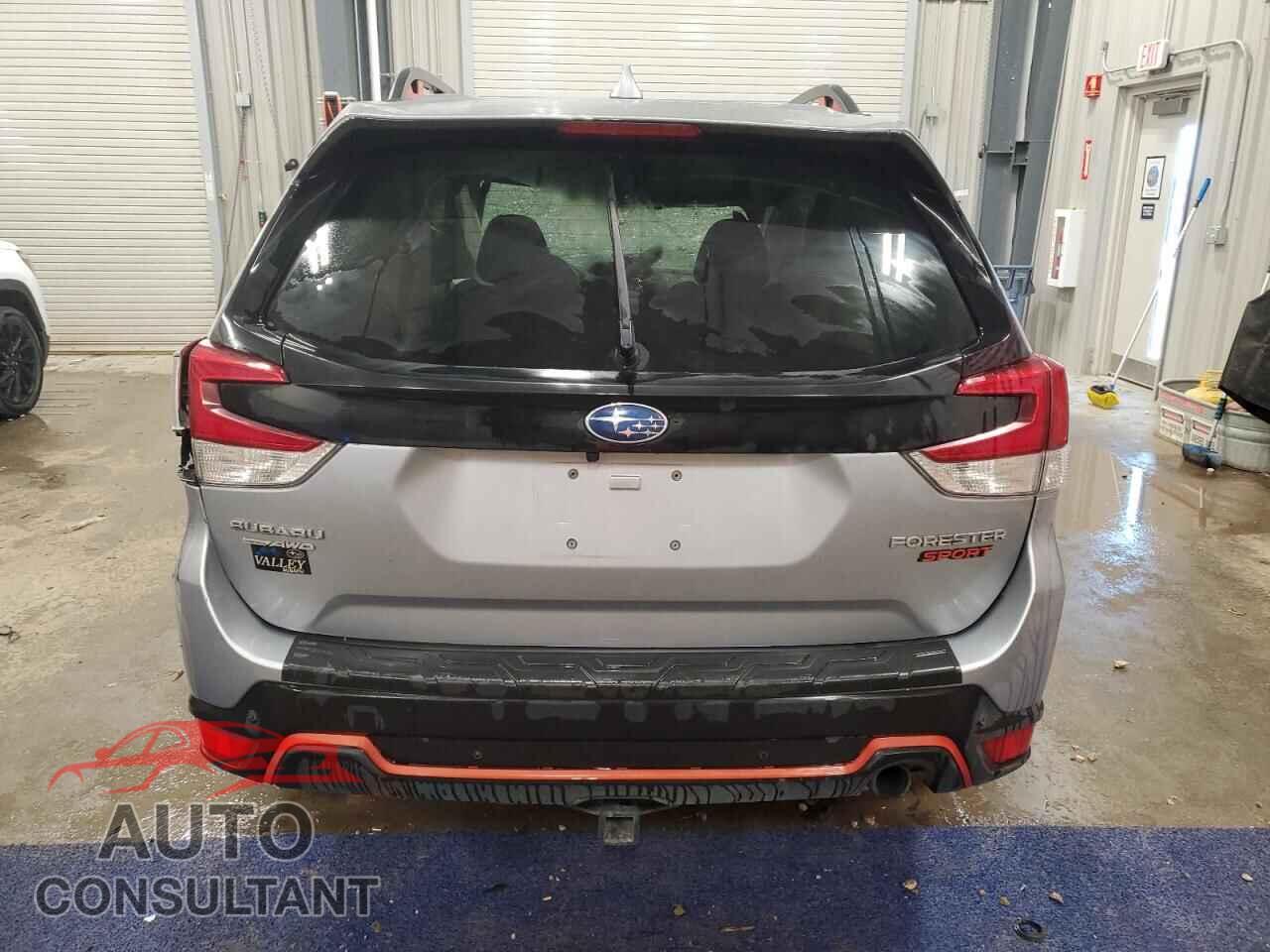 SUBARU FORESTER 2019 - JF2SKAPC4KH532155