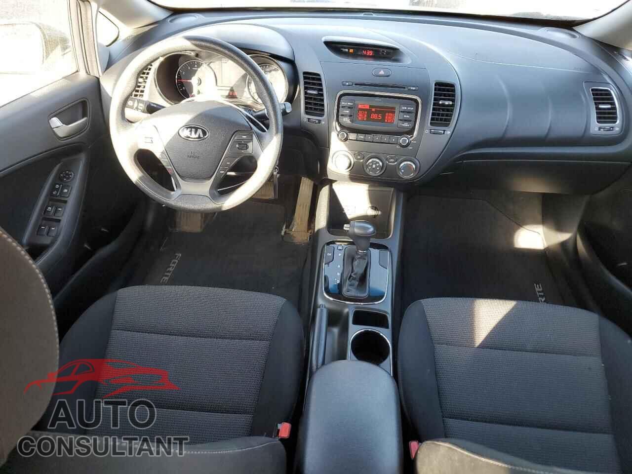 KIA FORTE 2018 - 3KPFK4A70JE252881