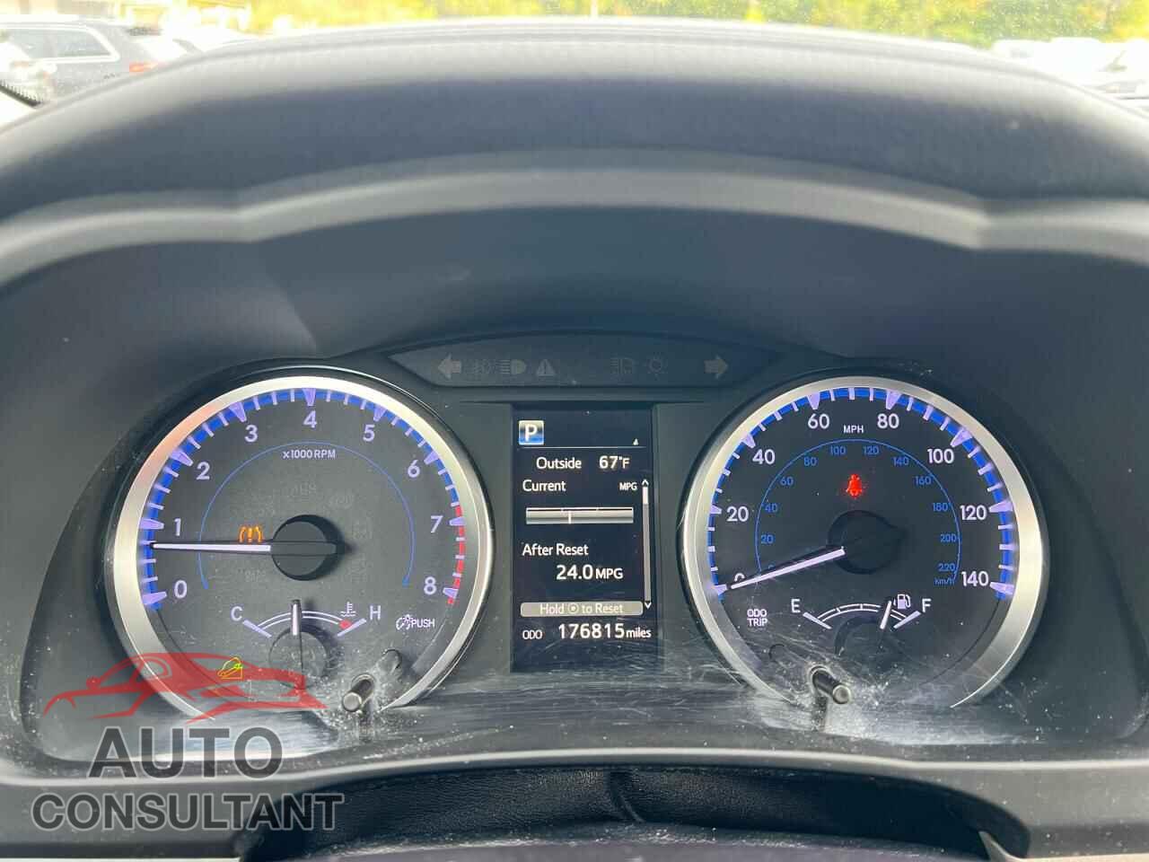 TOYOTA HIGHLANDER 2018 - 5TDBZRFH2JS915186