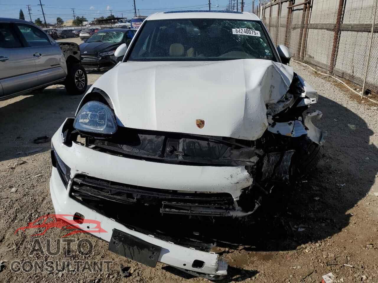 PORSCHE CAYENNE 2019 - WP1AE2AY4KDA51470