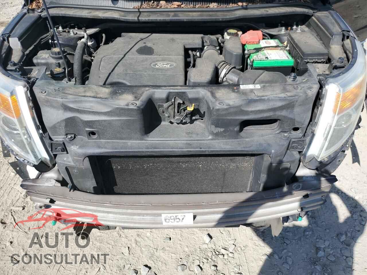 FORD EXPLORER 2013 - 1FM5K7D89DGA24296
