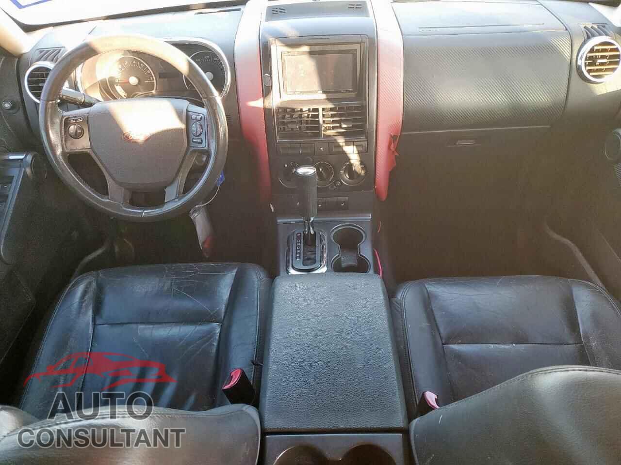 FORD EXPLORER 2010 - 1FMEU6DE8AUA68944