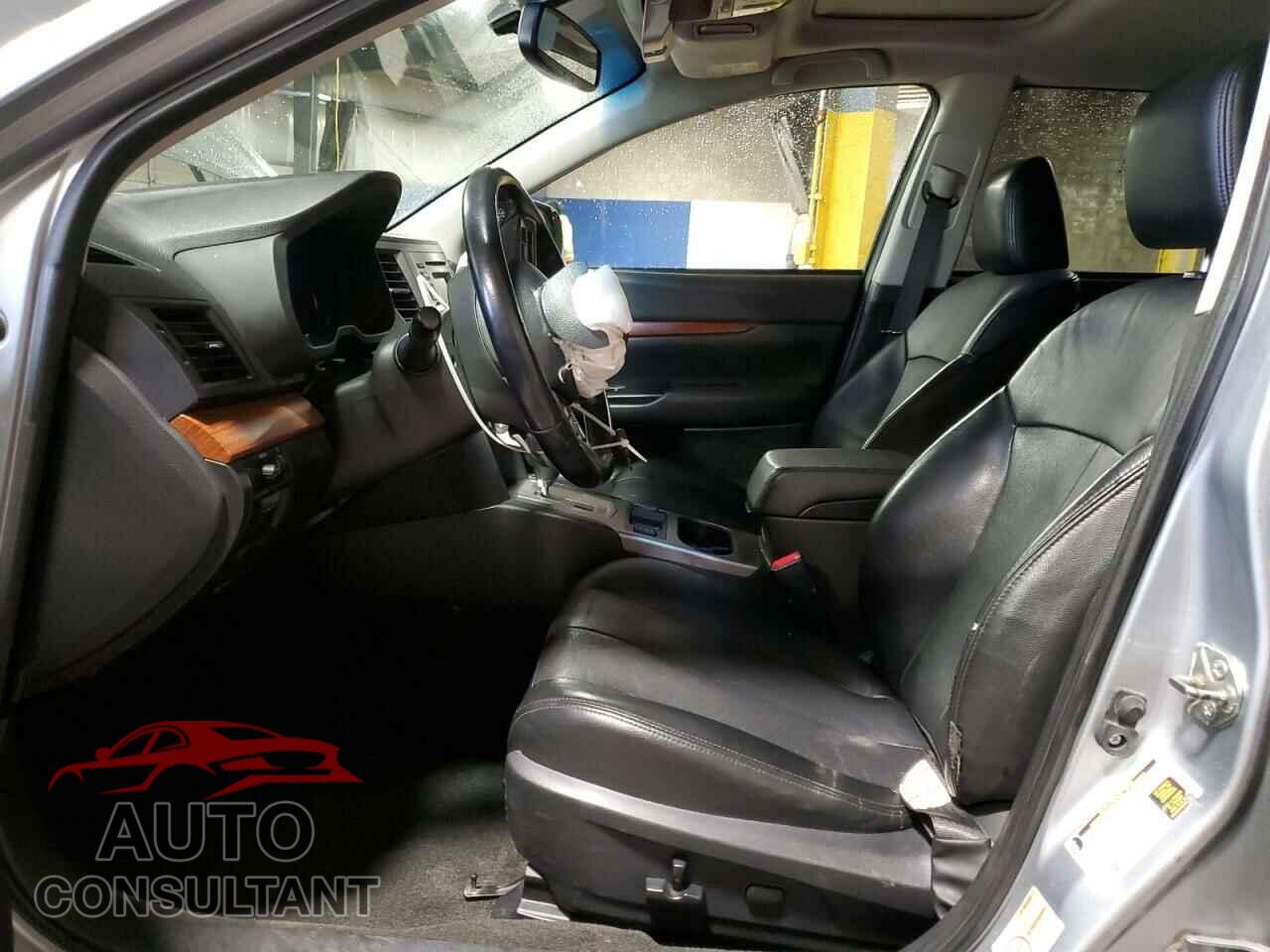 SUBARU OUTBACK 2013 - 4S4BRBKC5D3320240