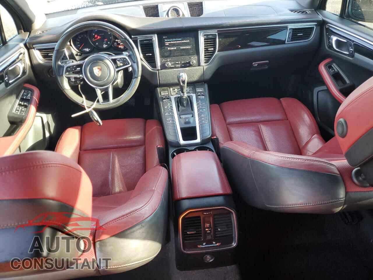 PORSCHE MACAN 2017 - WP1AA2A57HLB02525