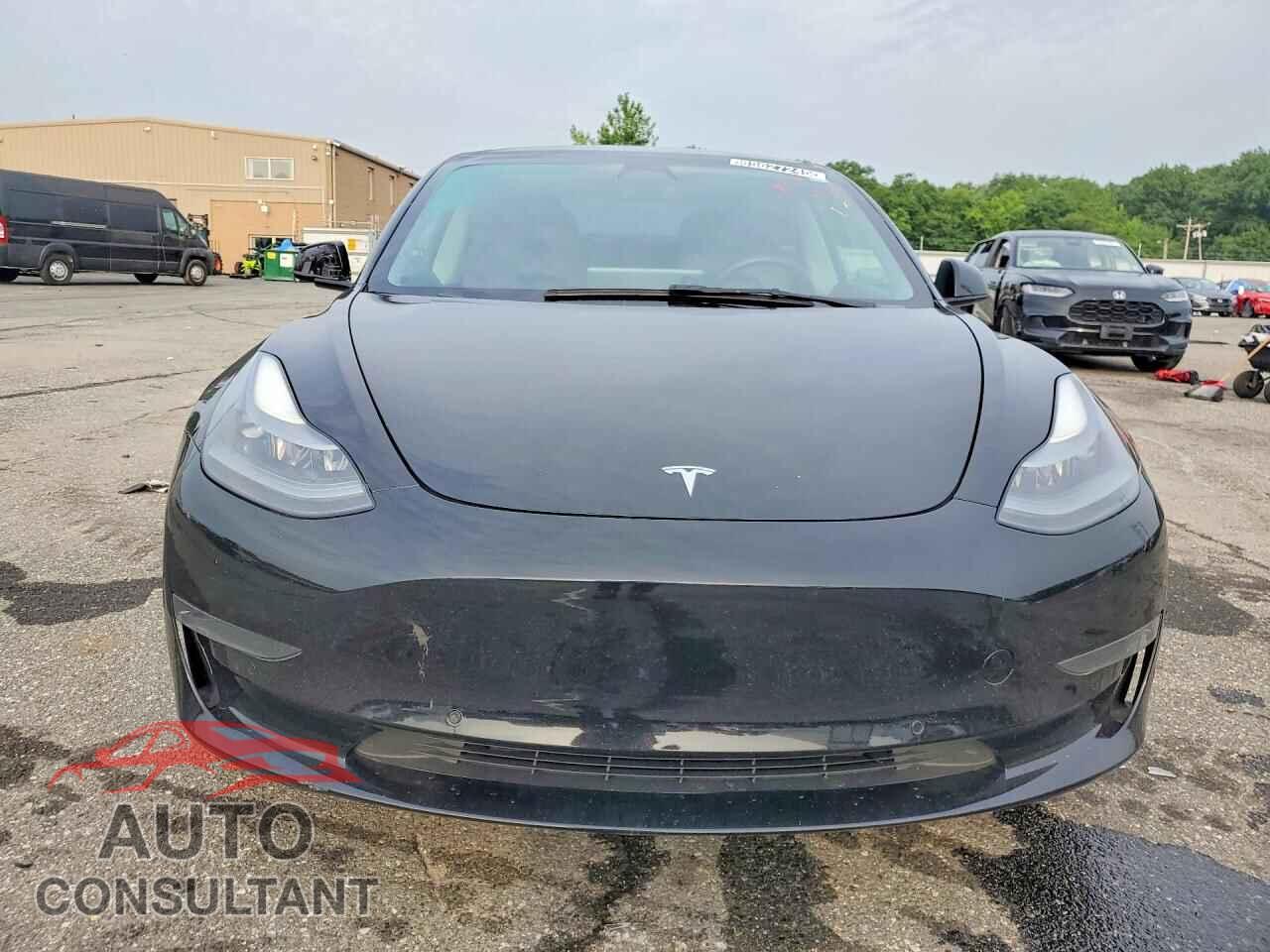 TESLA MODEL 3 2022 - 5YJ3E1EA7NF369033