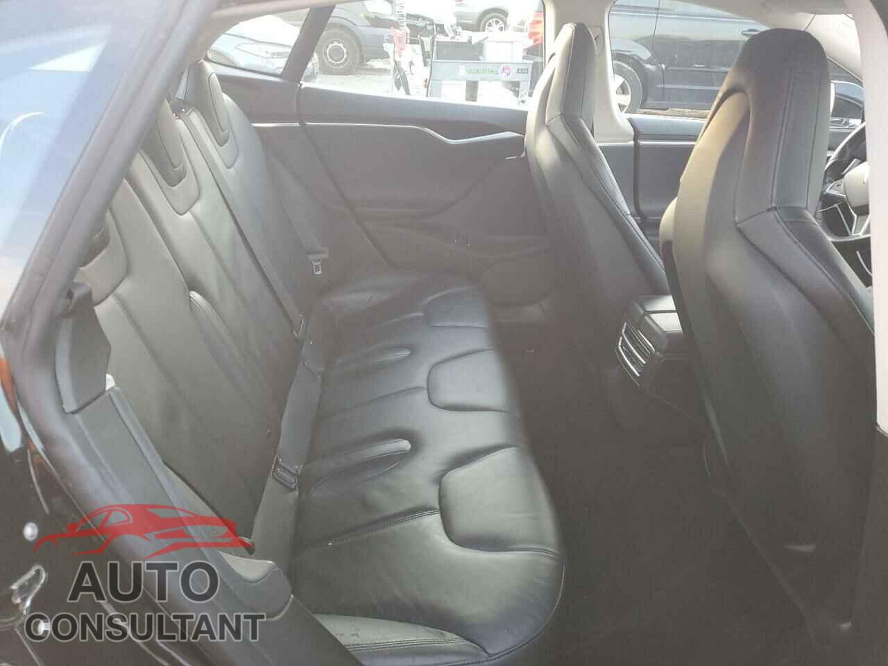 TESLA MODEL S 2014 - 5YJSA1H12EFP43535