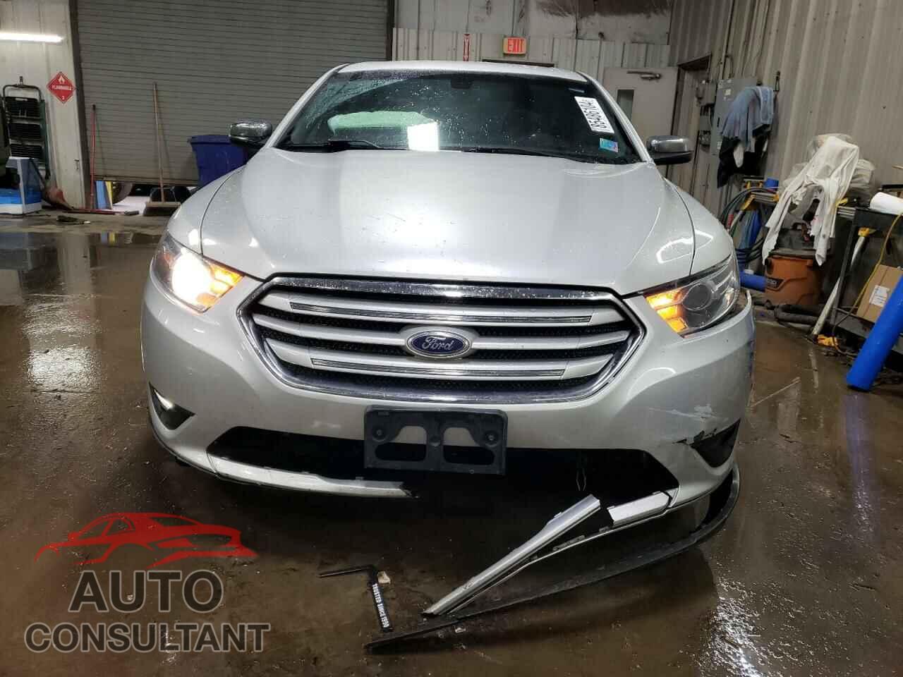 FORD TAURUS 2015 - 1FAHP2F87FG118723