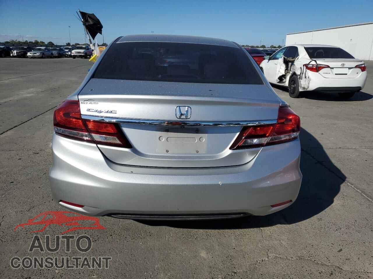 HONDA CIVIC 2014 - 19XFB2F51EE026852