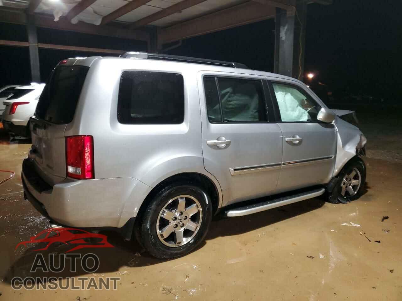 HONDA PILOT 2011 - 5FNYF3H97BB011846