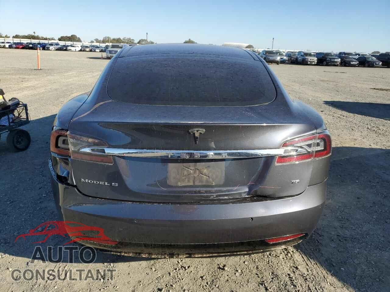 TESLA MODEL S 2017 - 5YJSA1E18HF188731