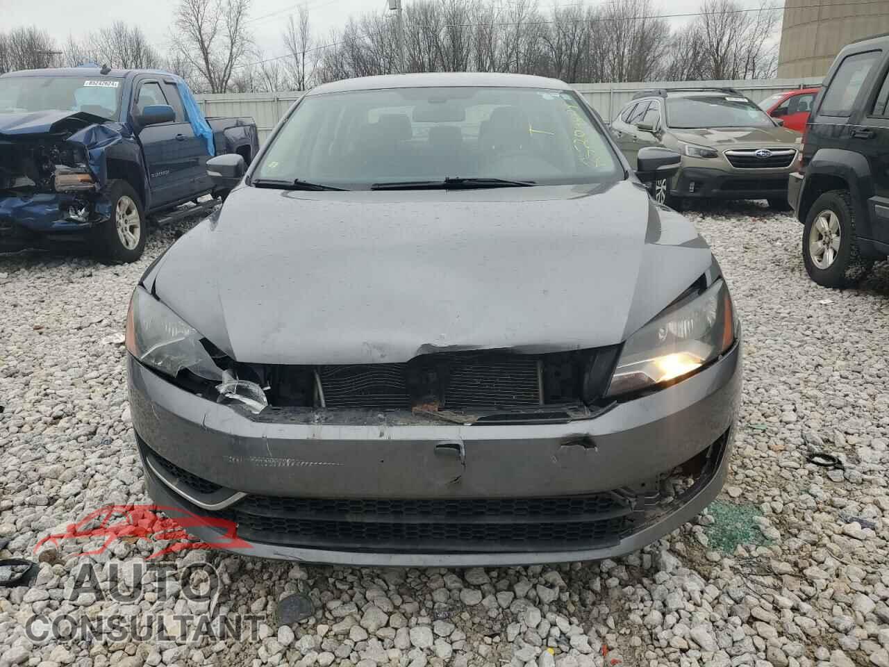 VOLKSWAGEN PASSAT 2012 - 1VWAP7A32CC075896