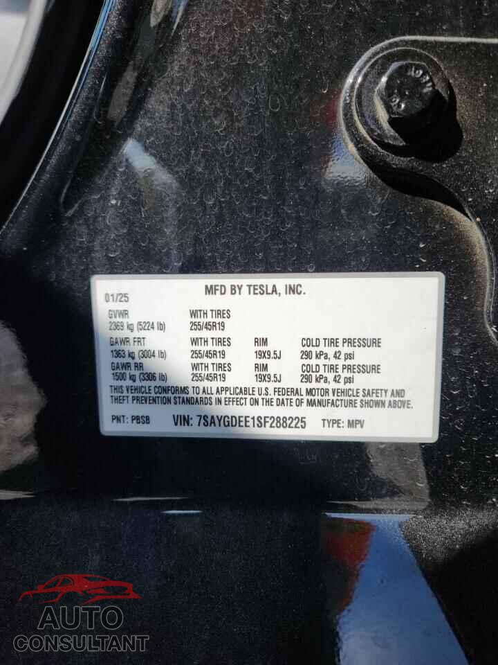 TESLA MODEL Y 2025 - 7SAYGDEE1SF288225