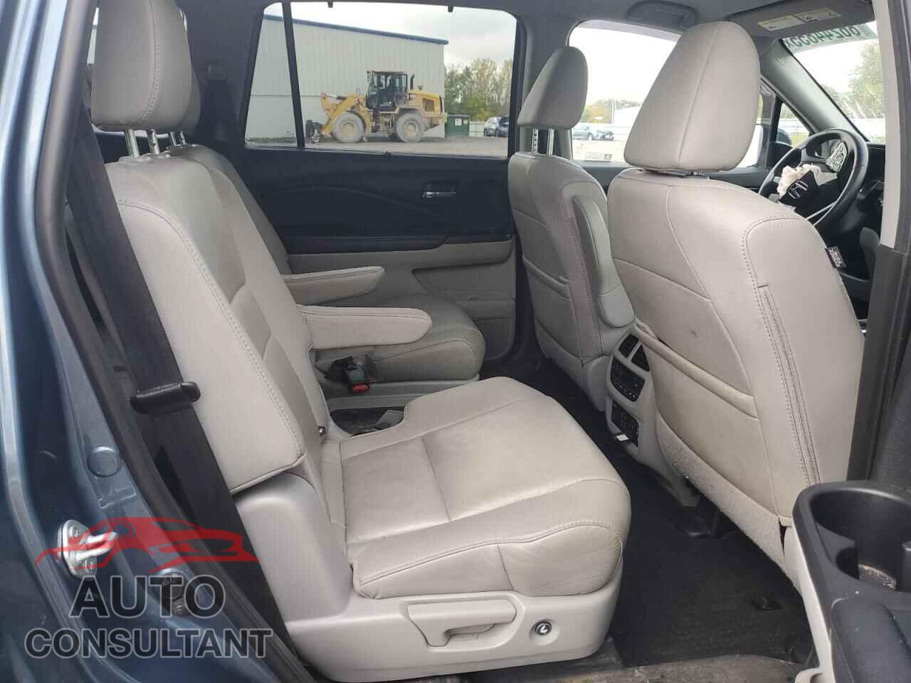 HONDA PILOT 2021 - 5FNYF6H67MB080353