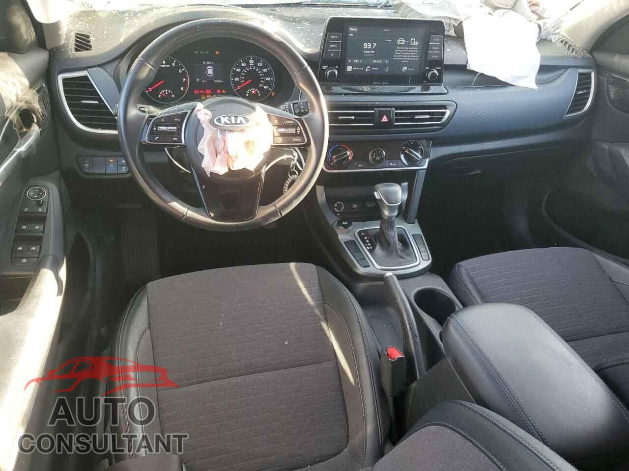 KIA SELTOS 2021 - KNDEU2AA6M7088613