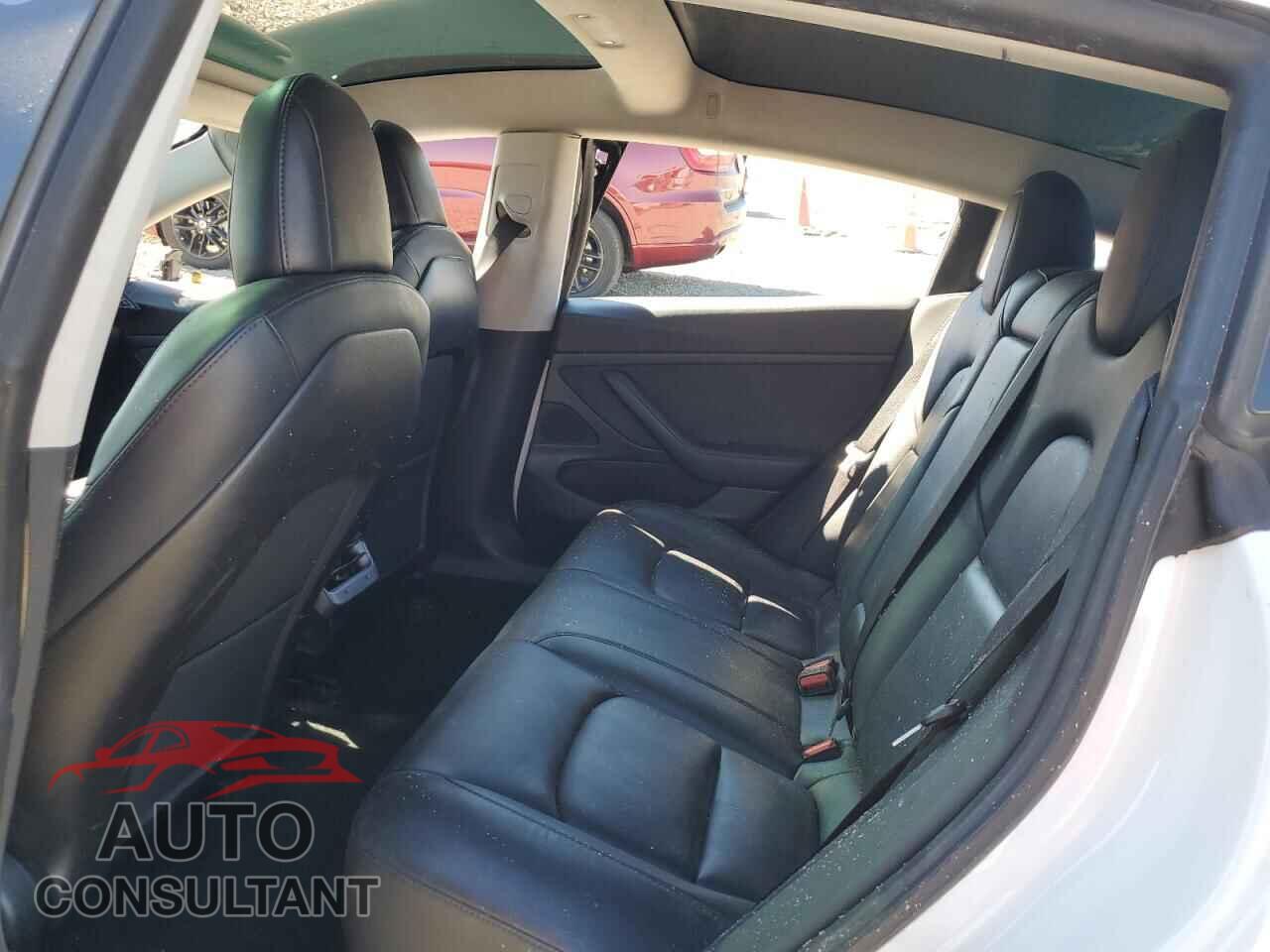 TESLA MODEL 3 2020 - 5YJ3E1EA0LF631052