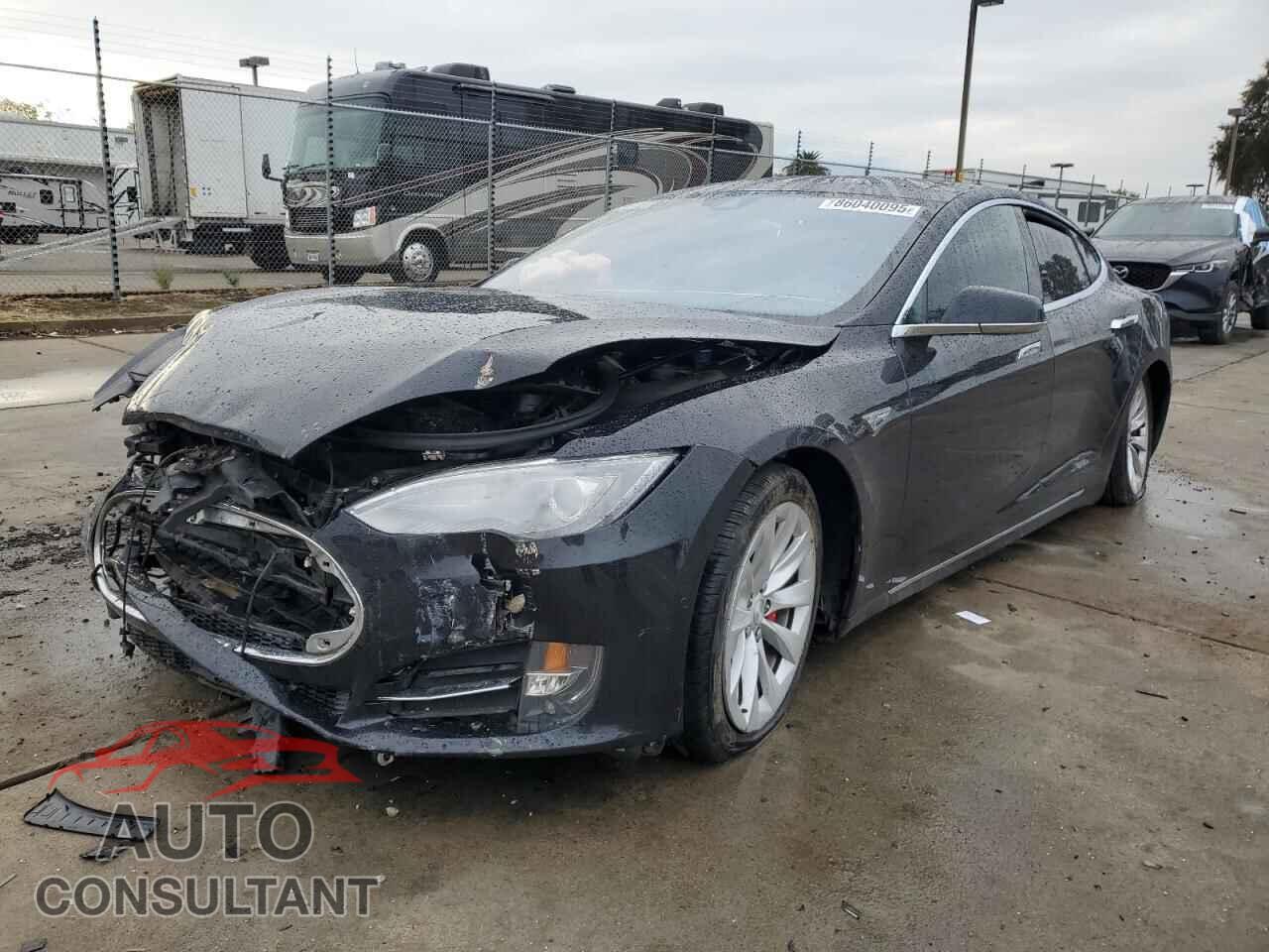 TESLA MODEL S 2016 - 5YJSA1E45GF136269