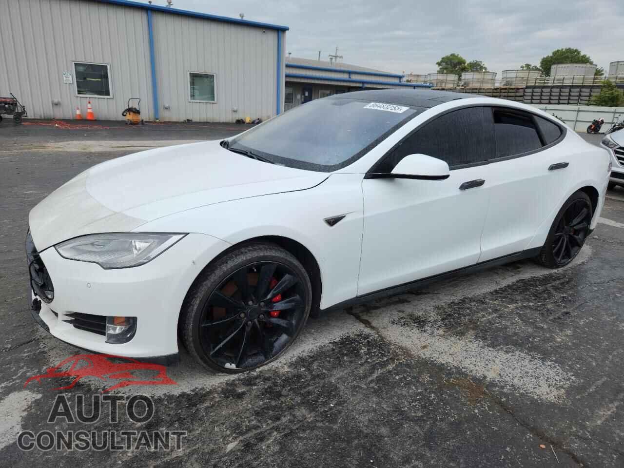 TESLA MODEL S 2013 - 5YJSA1DNXDFP22567