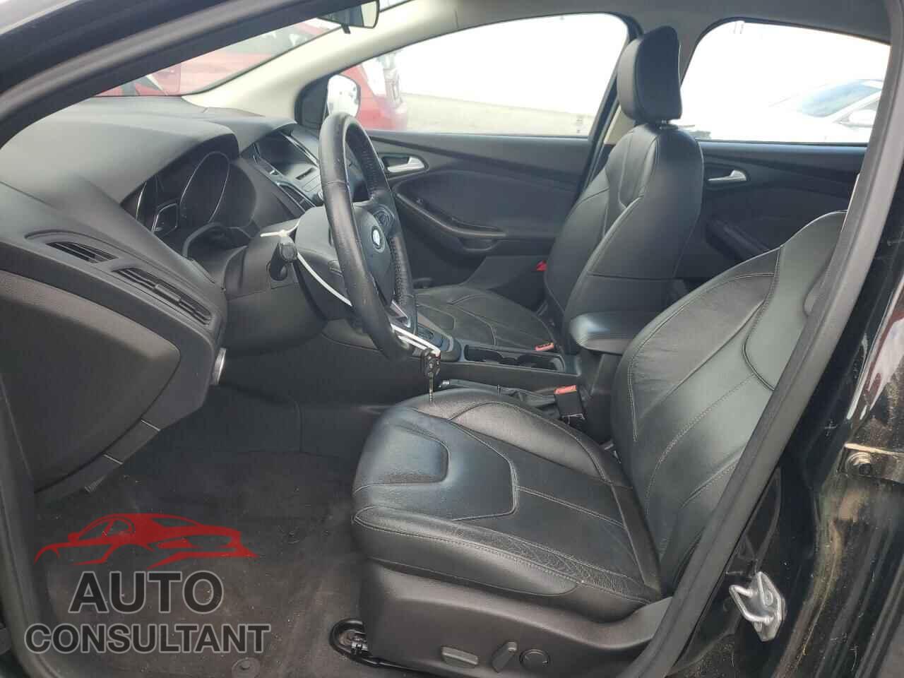 FORD FOCUS 2015 - 1FADP3F23FL385879
