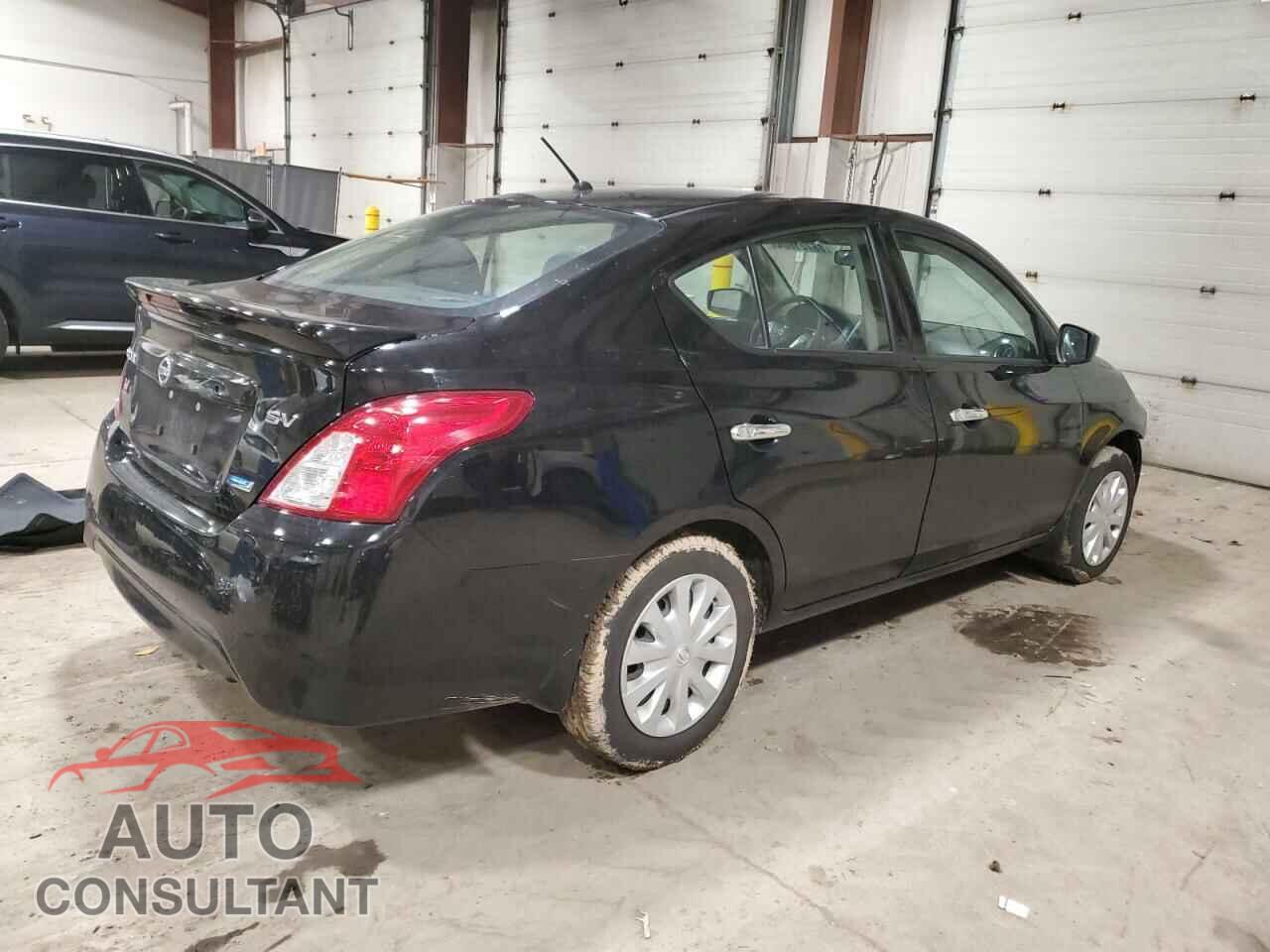 NISSAN VERSA 2015 - 3N1CN7AP2FL940009