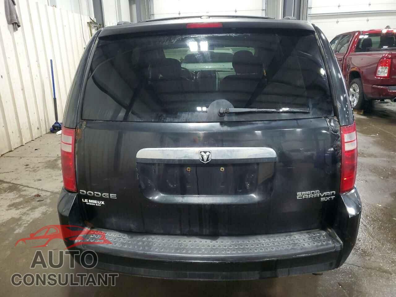 DODGE CARAVAN 2010 - 2D4RN5D12AR450431