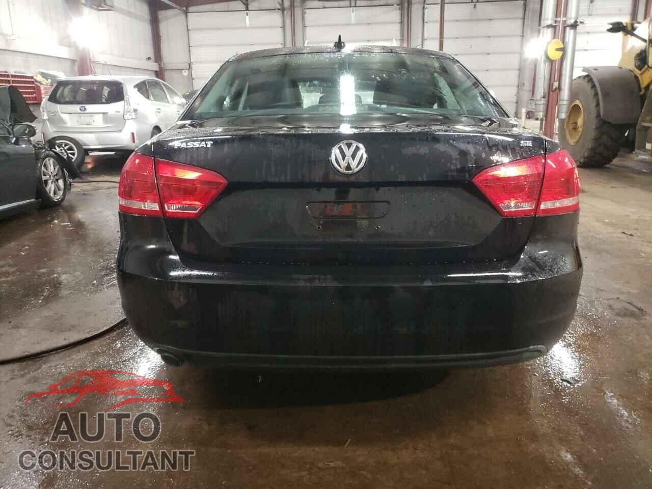 VOLKSWAGEN PASSAT 2014 - 1VWBP7A31EC003739