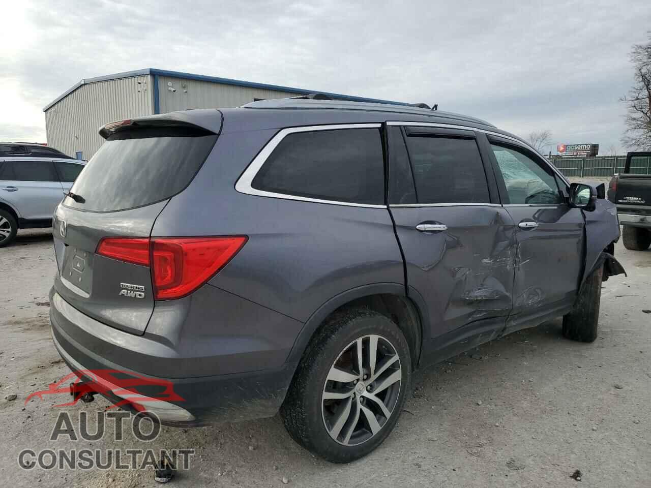 HONDA PILOT 2018 - 5FNYF6H97JB014665