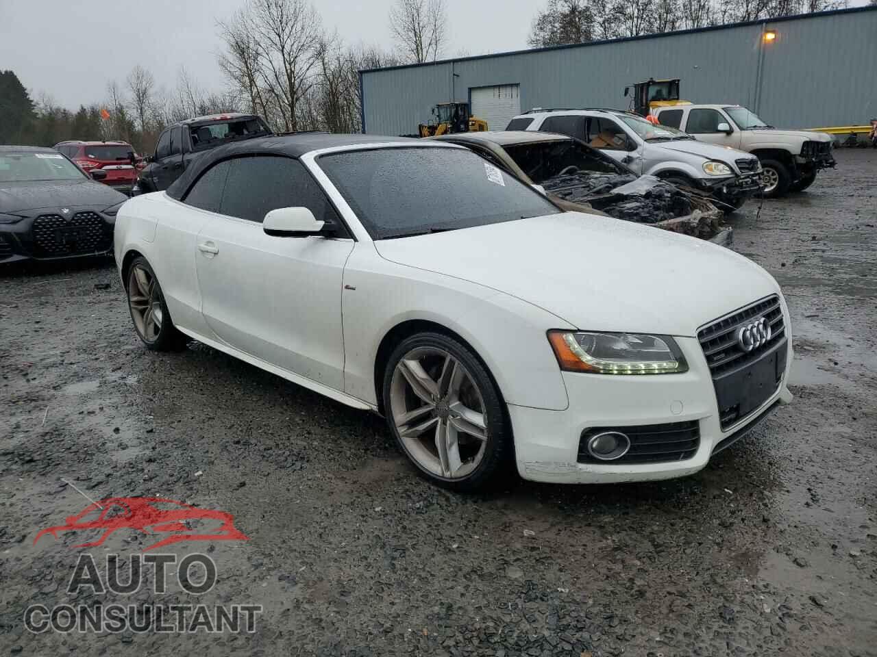 AUDI A5 2011 - WAUWFAFH6BN001930