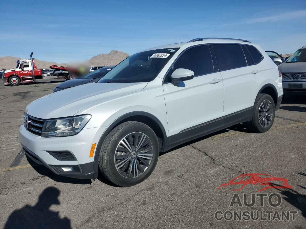 VOLKSWAGEN TIGUAN 2018 - 3VV3B7AXXJM008053