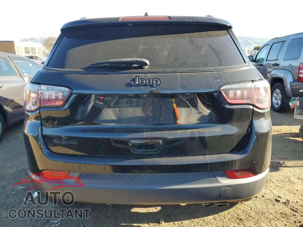 JEEP COMPASS 2020 - 3C4NJDBB9LT137292