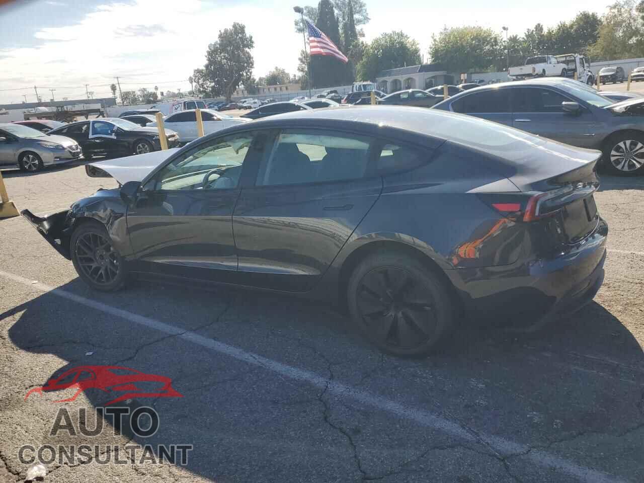 TESLA MODEL 3 2024 - 5YJ3E1EA4RF865803