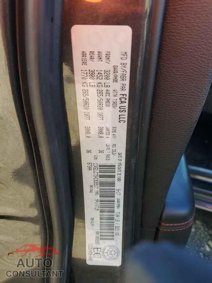 DODGE DURANGO 2017 - 1C4SDJCT5HC935517