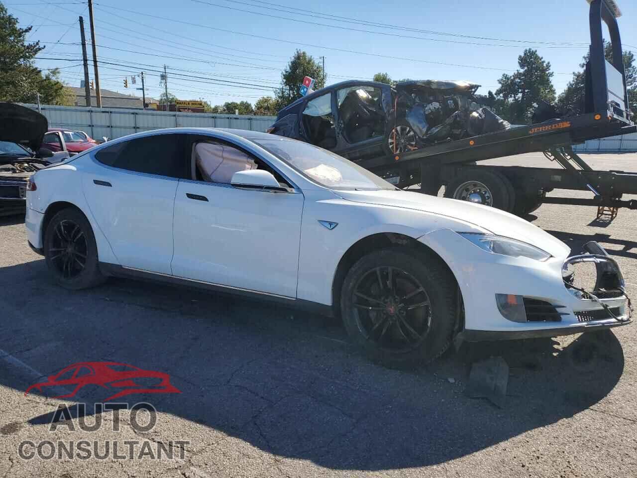 TESLA MODEL S 2014 - 5YJSA1S19EFP28488